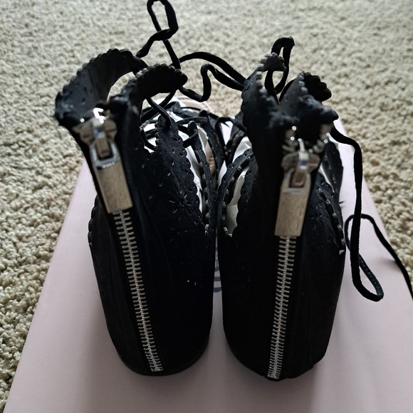 Just Fab Lady's Sandals - Picture 8 of 11